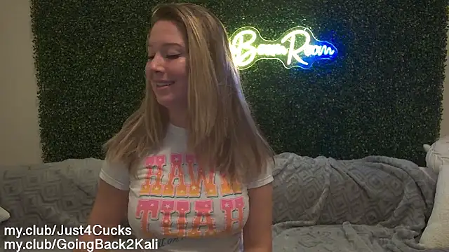 boomboomr00m's Live XXX Chat