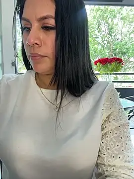 Sofia_Convers Chat XXX live