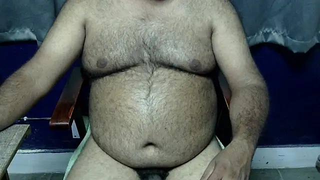 Chat XXX en directo de hairysubcub_70