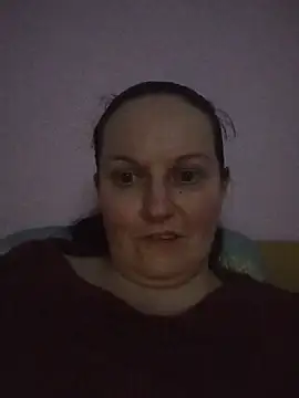 BustyLadyAlma – Live XXX-chat