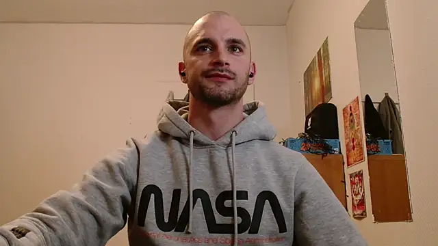 OskarBreno's Live XXX Chat