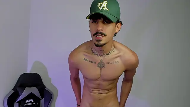 Lukeetaylor Live XXX-chat