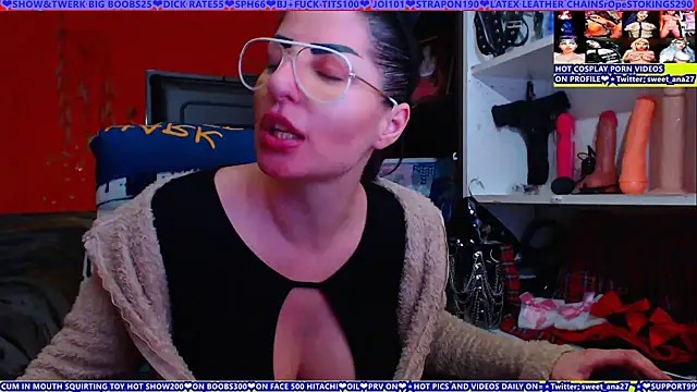 Czat XXX na żywo – cuminmenowbbyx