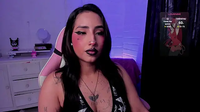 Chat XXX en directo de Nyx_Blackmoon