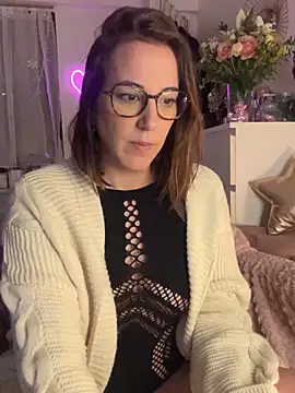 XXX chat uživo modela MarahDesbois
