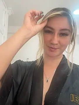 Chat +18 de MaryDeniro ao vivo