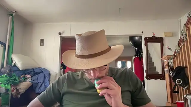 Pokazy przed kamerką – MasterDaddyCool