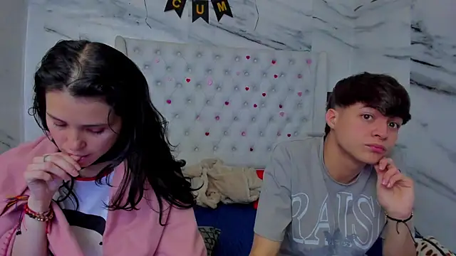 Ari_and_Storm Live XXX-Chat