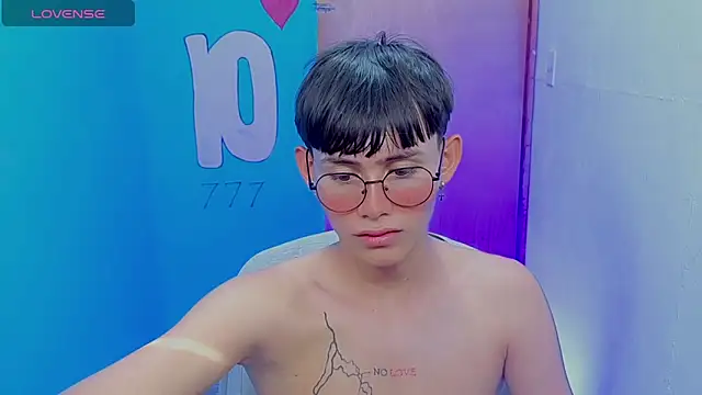 tanjiro_cute's Live XXX Chat