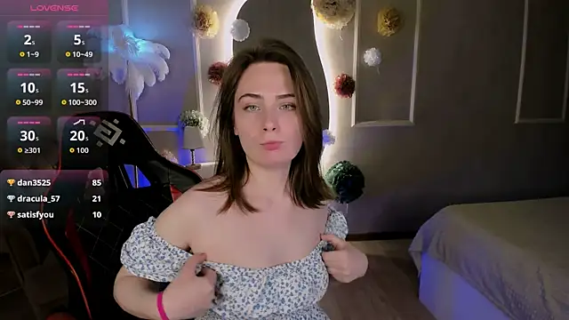 Chat +18 de MilaBelle ao vivo