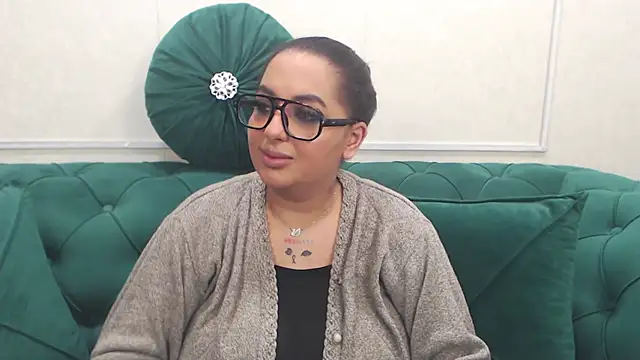 BustyAllyy Webcam-Show
