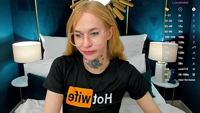 PalmLora1 Live XXX-Chat