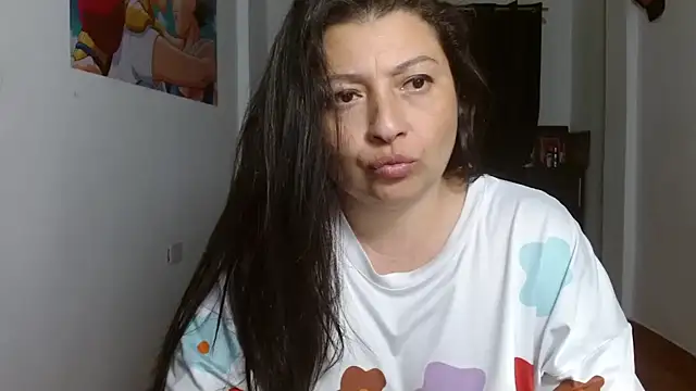 Victoriaevans1 라이브 XXX 채팅