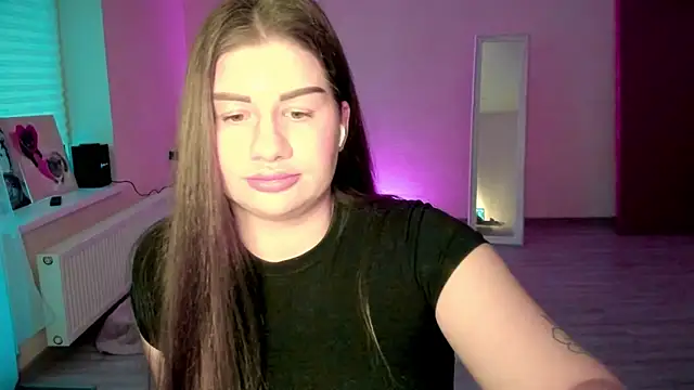 Chat XXX en directo de JuicyHelenX