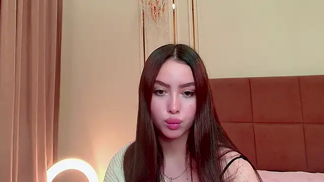maddie_perezz Adlı Modelin Canlı XXX Sohbeti