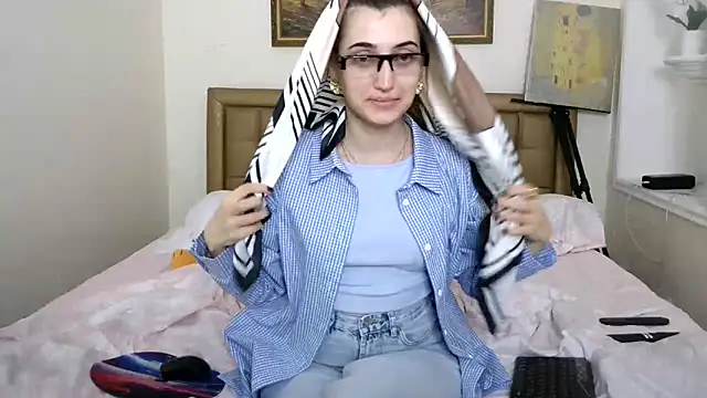 Iren Adlı Modelin Web Kamerası Şovu