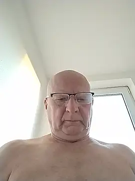 Zeigegeilehure's Webcam Show