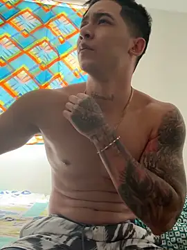 Pokazy przed kamerką – Ares_God_