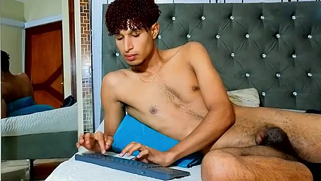 Alex_Bloom's Live XXX Chat