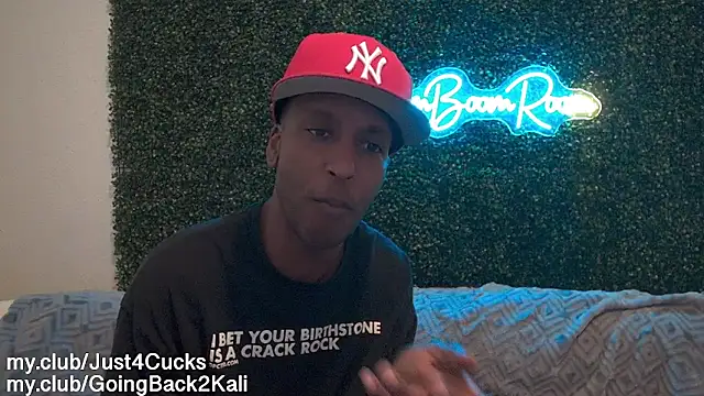 Pertunjukan Kamera Web boomboomr00m