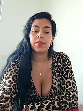 XXX chat uživo modela Luianna