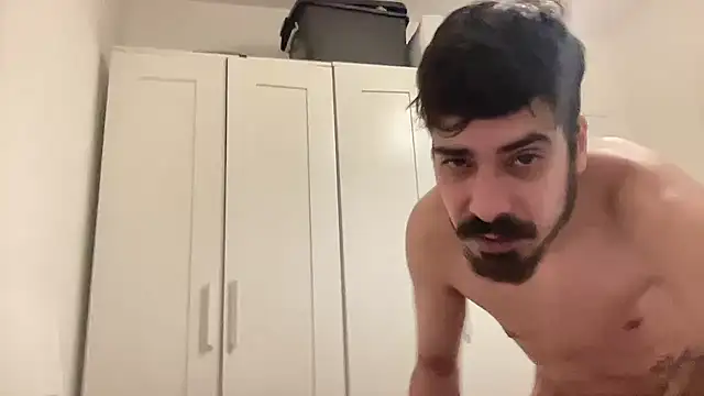 Lataziann Webbikameraesitys