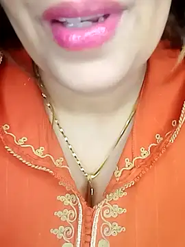 Naughty-Yousra Webcam show