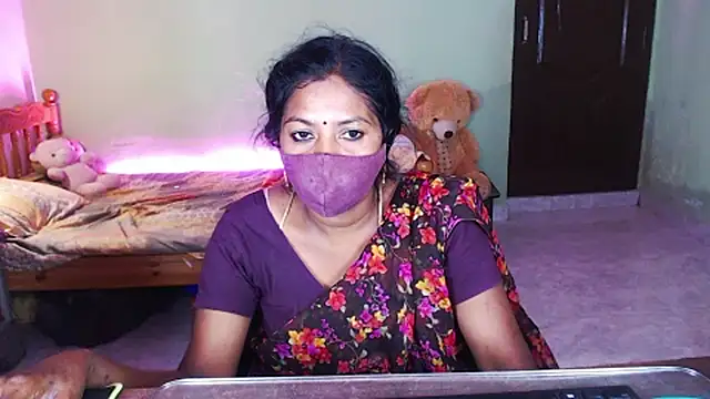 HotGulabi Live XXX Chat