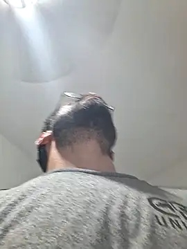 Zander823's Live XXX Chat