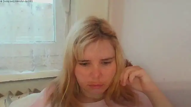 Chat XXX en directo de HornyElena