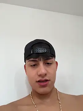 Lander_Cruz live XXX chat