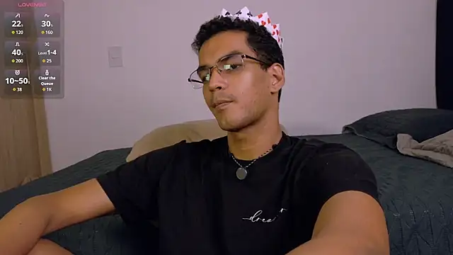 Pikashu7u7 Webcam Show