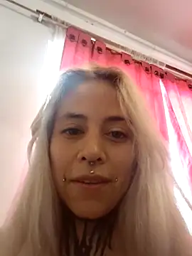 sofigirlgold Adlı Modelin Web Kamerası Şovu