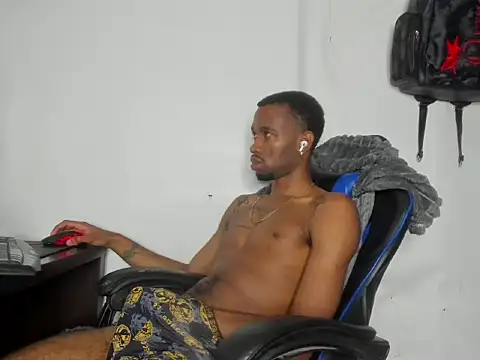 Pokazy przed kamerką – Kofi_exotic_2