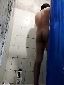 AlexAlejandro13のウェブカメラショー