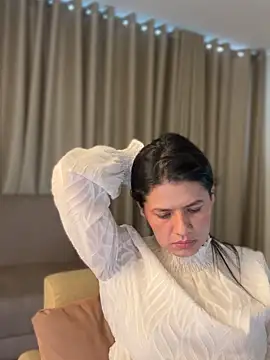 Zandrina লাইভ XXX চ্যাট