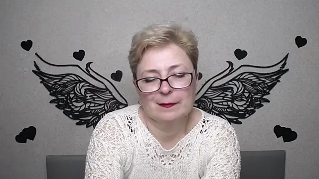 EmiliaGree Chat XXX in diretta