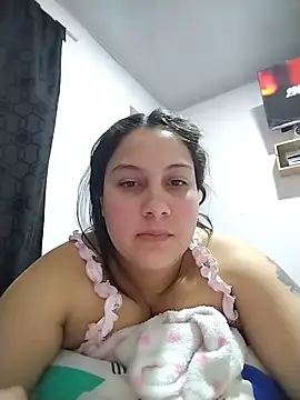 Czat XXX na żywo – esmeralda_jadees
