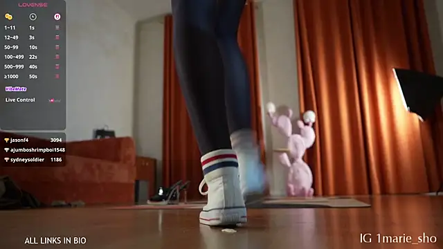 LAUREL_HAZEL – Naživo XXX chat