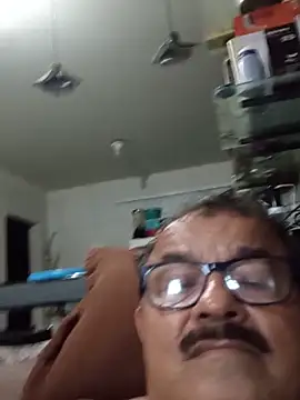 Chat XXX en directo de Misterymem63