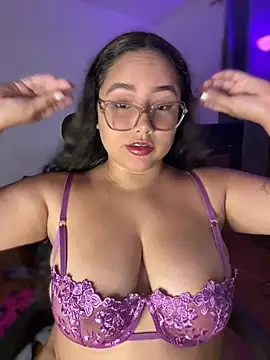 CurlyGirl_1 Live XXX-chat