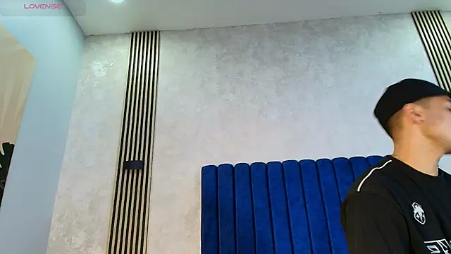 Noah_Clarkk 在線直播表演