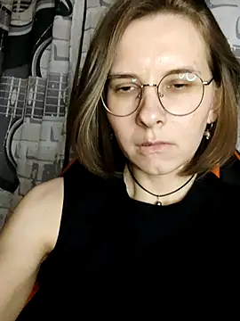 Chat +18 de Aashikalaa ao vivo