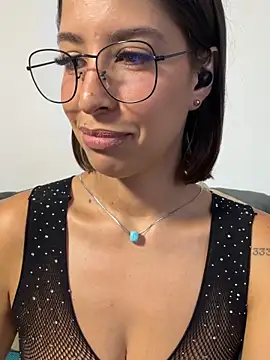 luvely_unique_ Live XXX-chat