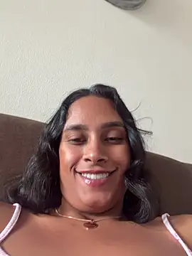 Chat +18 de LunaHeat ao vivo