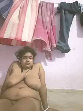 XXX chat uživo modela Deborbhavi222
