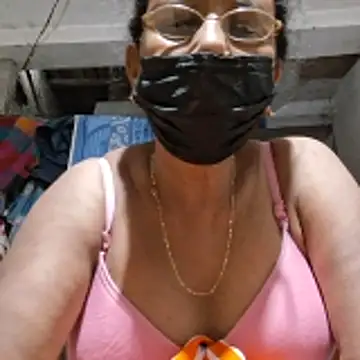 Riya45326 网络视讯表演