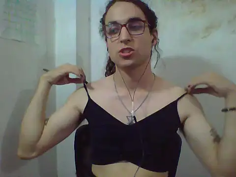 Show modela LaCuerva na web-kameri