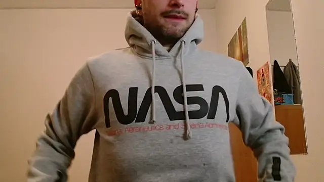 XXX chat uživo modela OskarBreno
