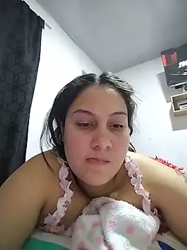 دردشة esmeralda_jadees الجنسية المباشرة